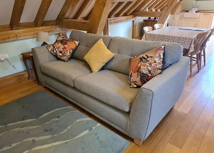 Renovated Loft On Working Farm